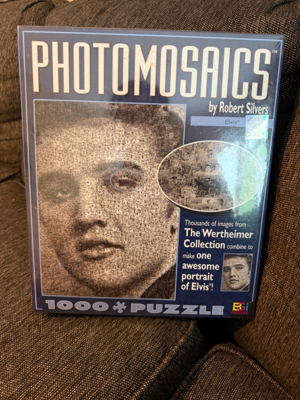 Elvis 1000-Piece Puzzle - Blue Box